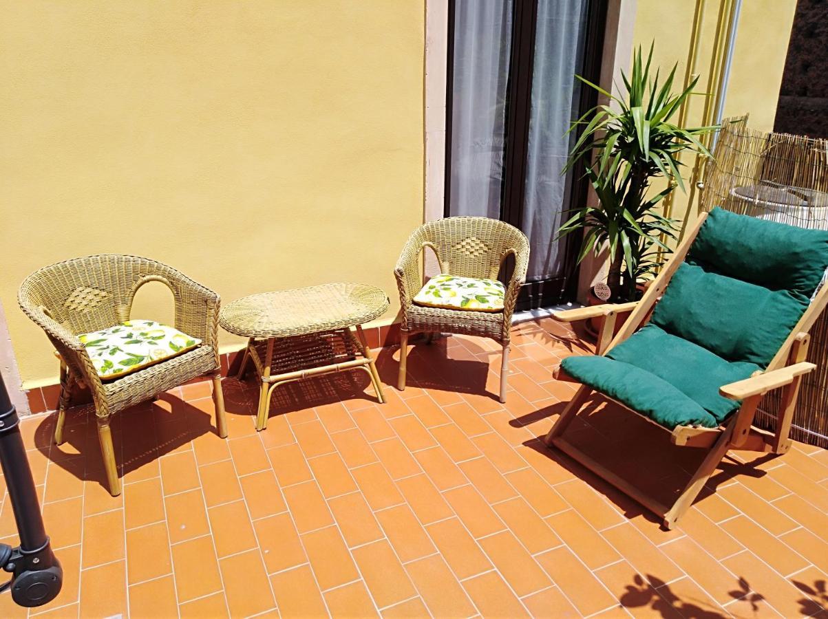 L'Oasi Di Sofia Appartamento Turistico Etnea Cavour Bellini Catania Luaran gambar