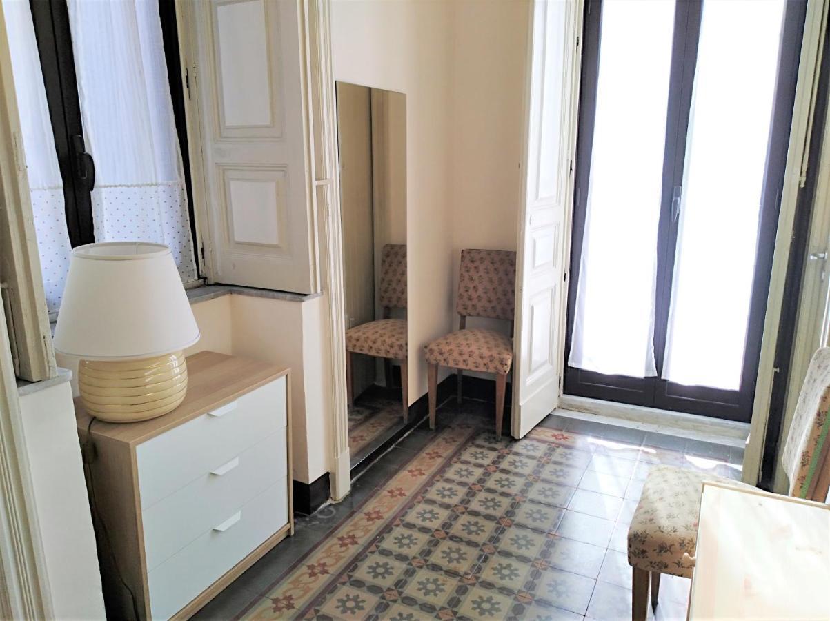 L'Oasi Di Sofia Appartamento Turistico Etnea Cavour Bellini Catania Luaran gambar