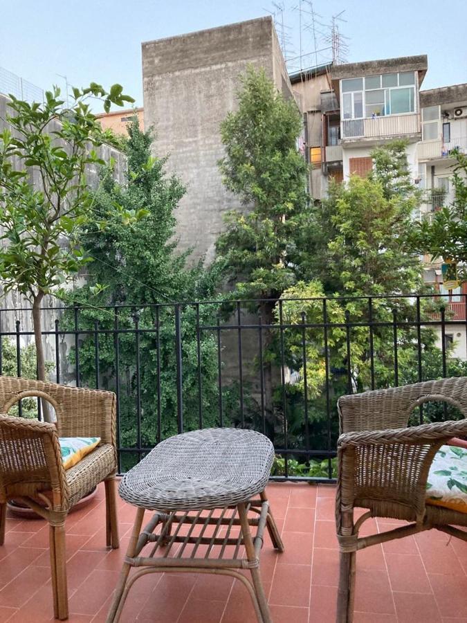 L'Oasi Di Sofia Appartamento Turistico Etnea Cavour Bellini Catania Luaran gambar